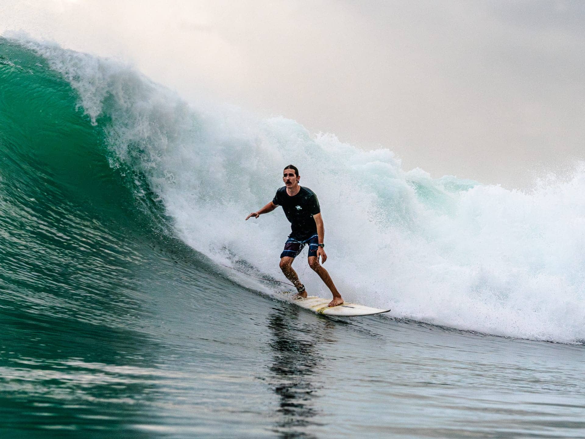 A sequence from Riley’s wave at Lazy Rights