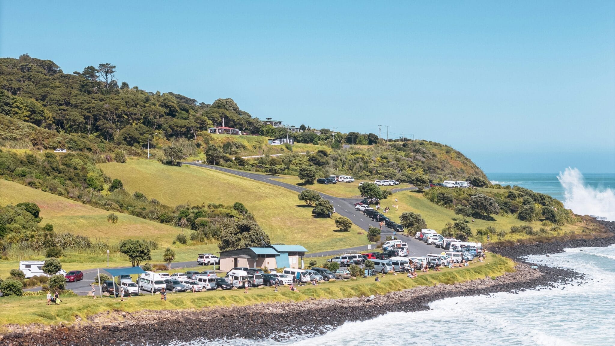 Manu Bay, Raglan